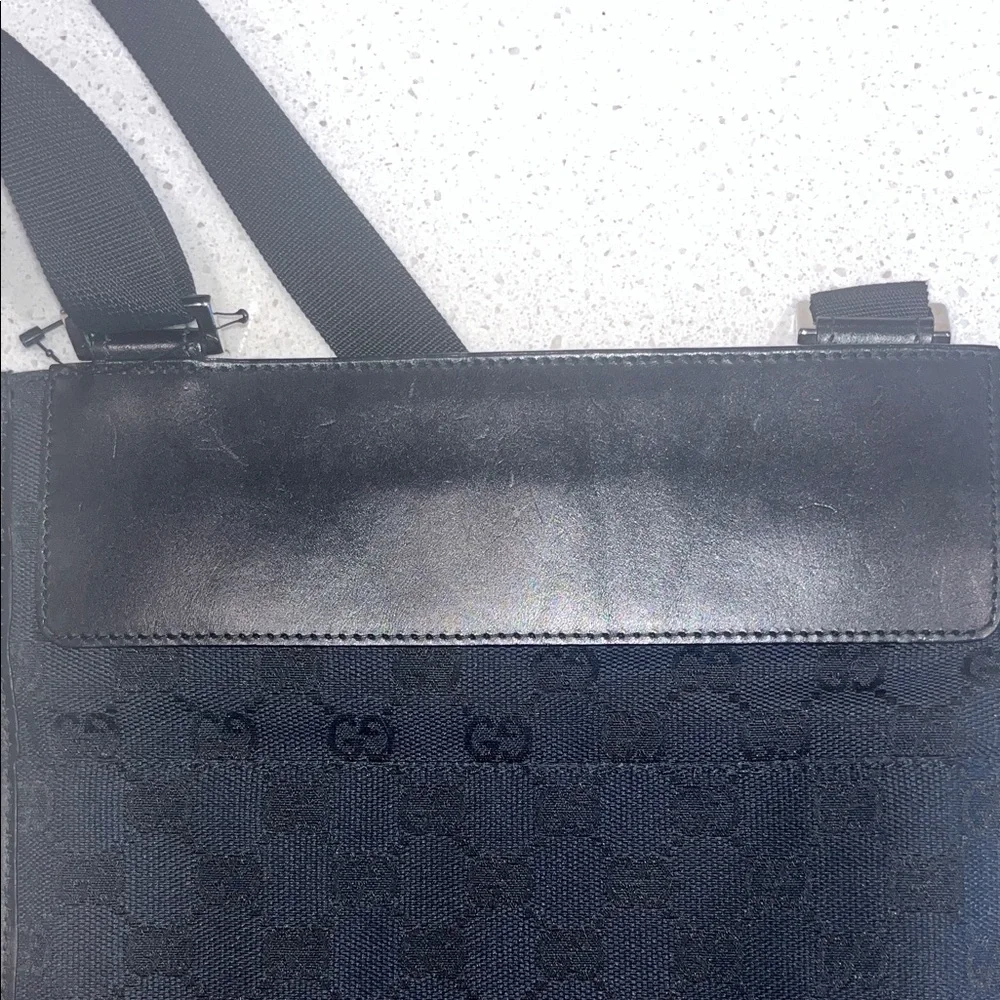 Gucci Black Patterned Messenger Bag - Picture 10 of 10